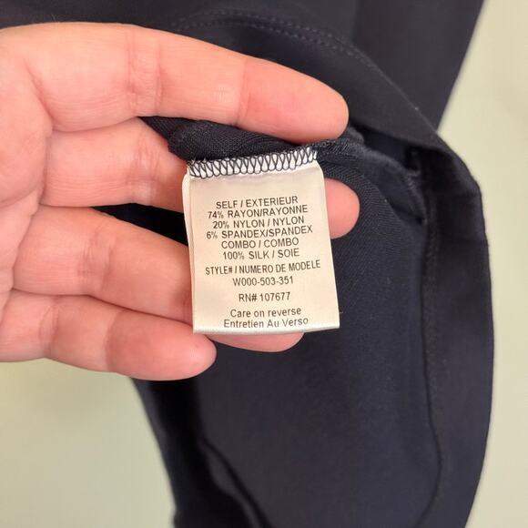 Alice + Olivia Sheath Mini Dress 8 Navy Blue Knit Peplum Employed Cap Sleeves - Picture 7 of 8